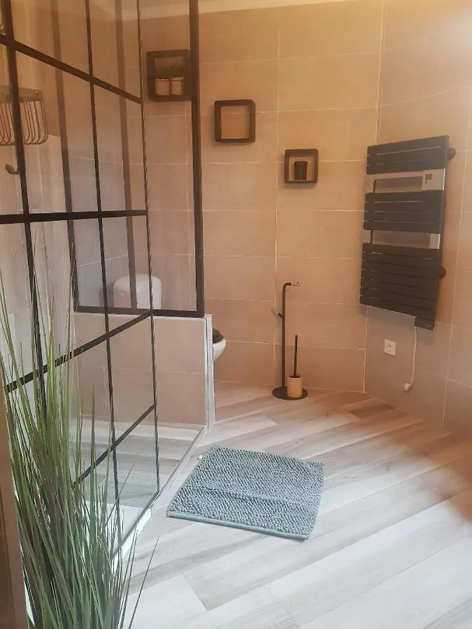 Les Rives Montans Apartment